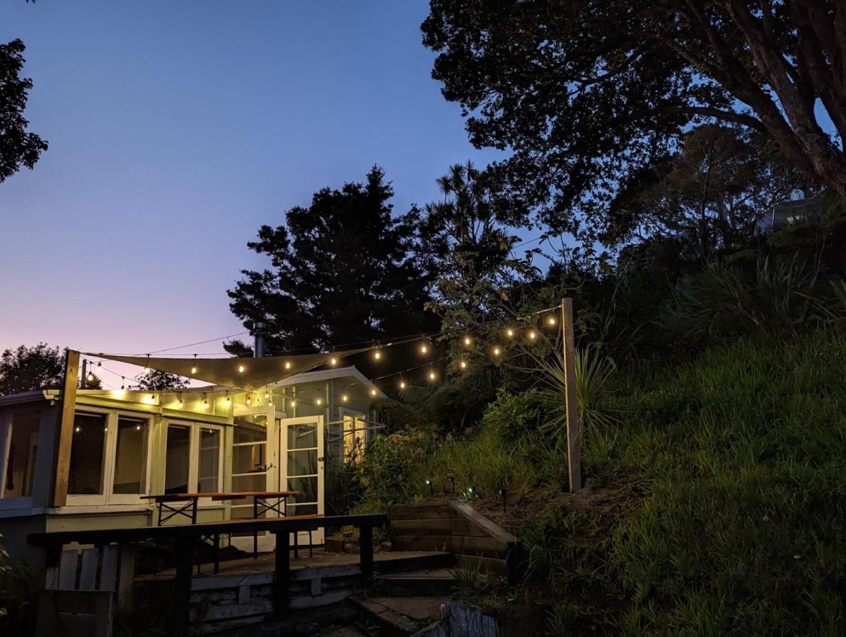 Cox Bay Cottage Raglan Exterior foto