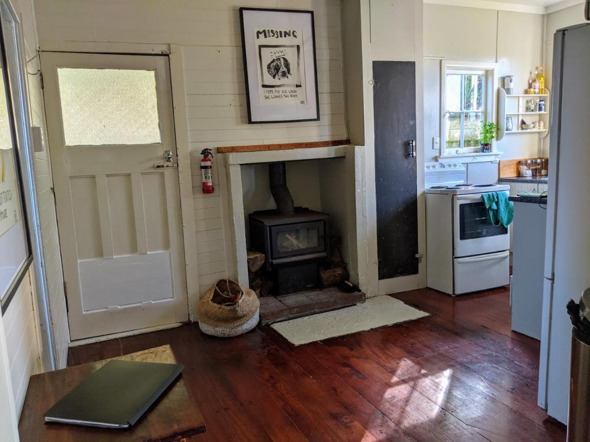 Cox Bay Cottage Raglan Exterior foto